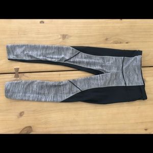 Lululemon leggings 🍋